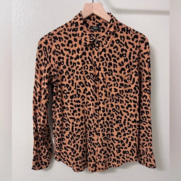 Rails Kathryn Jaguar Print Blouse Button Down Women's Sz Small - Picture 4 of 9